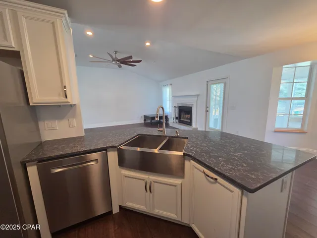 $2,600 | 1303 Sutherland Court, Lynn Haven, FL 32444