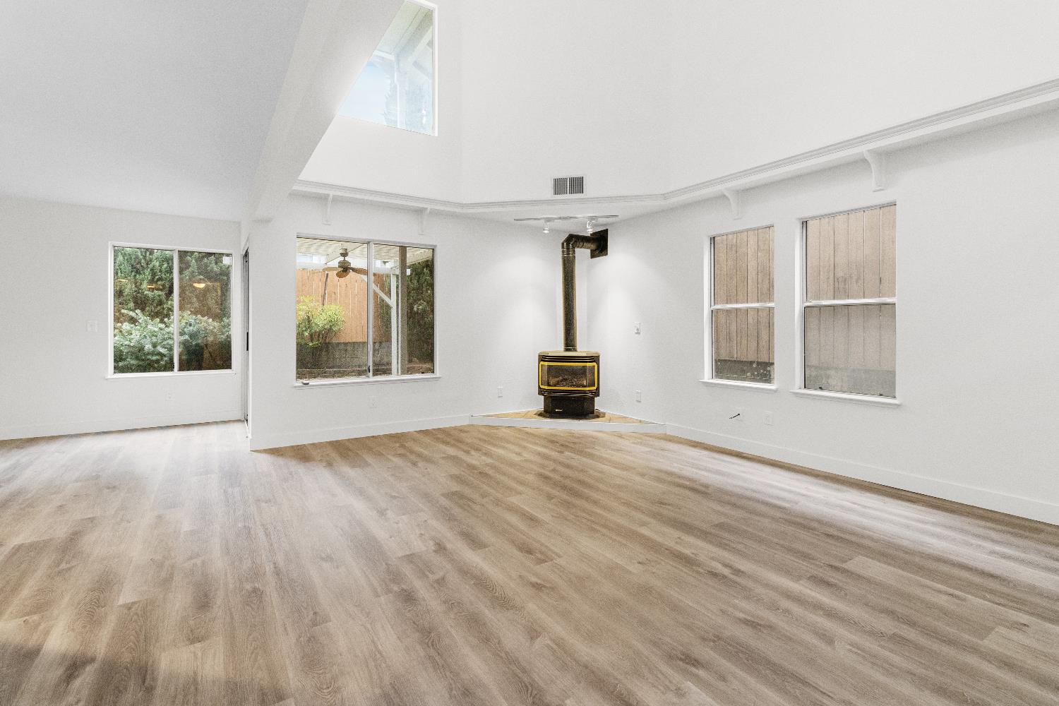 3002 Tri Lane Cameron Park, CA 95682 - Photo 2 of 34