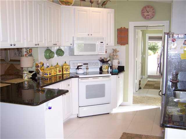 709 Southwest Balmoral Trace Stuart, FL 34997 - Photo 14 of 24 Gallery Image 14