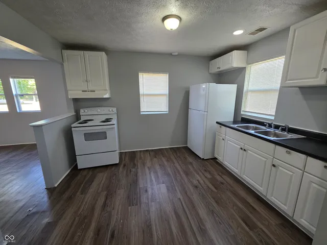 $950 | 2212 Norden Court, Indianapolis, IN 46219