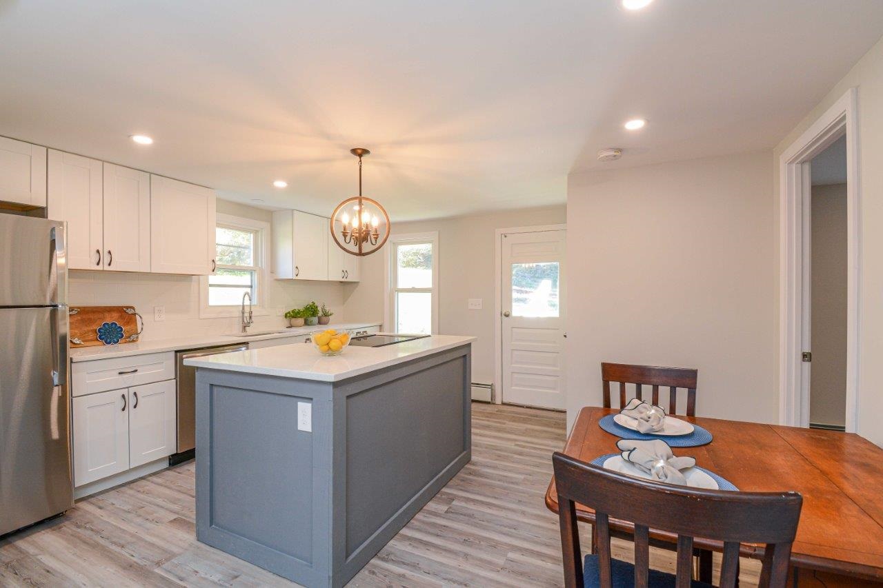34 Adams Road Kittery, ME 03904 - Photo 3 of 23