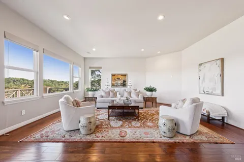 $2,300,000 | 115 Stone Tree Lane, Novato, CA 94945