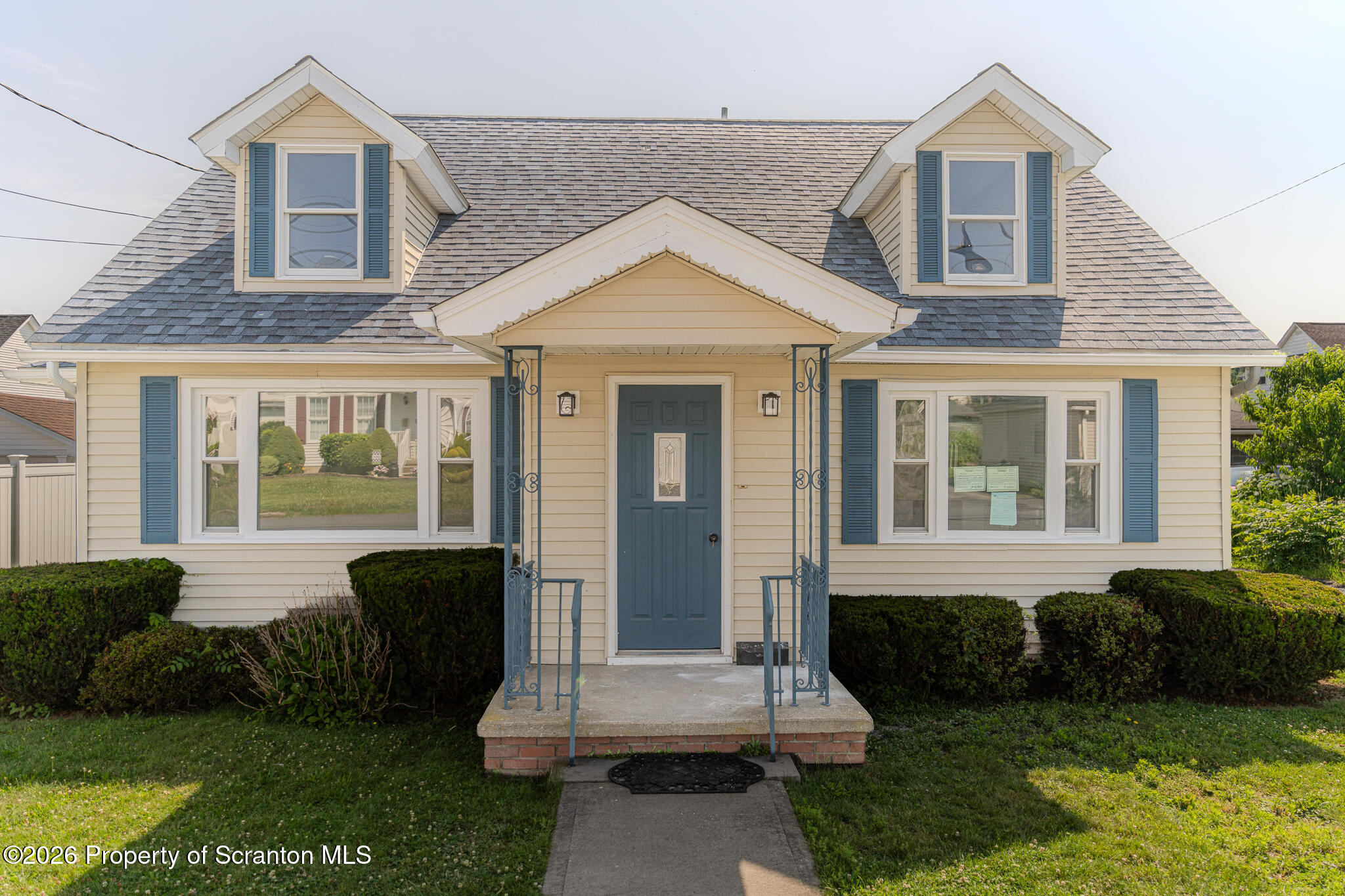 605 Roth Street Moosic, PA 18507 - Photo 1 of 38 PSU08001