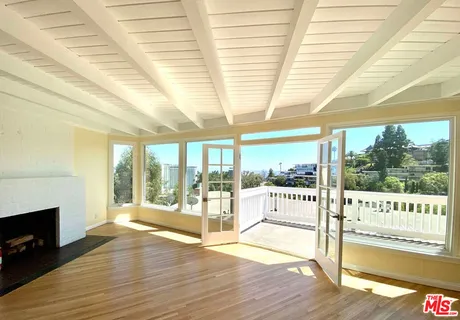 $2,400,000 | Undisclosed Address, Los Angeles, CA 90068