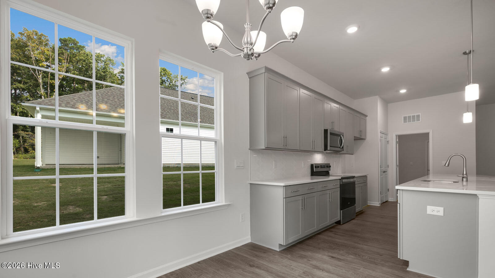 812 Fernwind Circle Aberdeen, NC 28315 - Photo 13 of 40 Breakfast