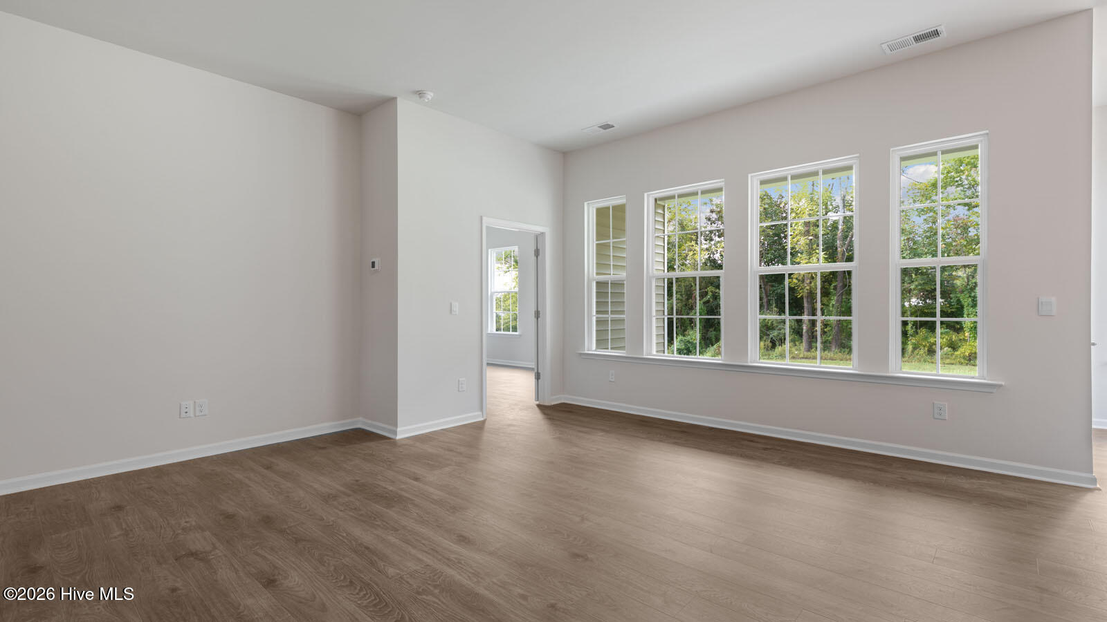812 Fernwind Circle Aberdeen, NC 28315 - Photo 3 of 40 Family Room