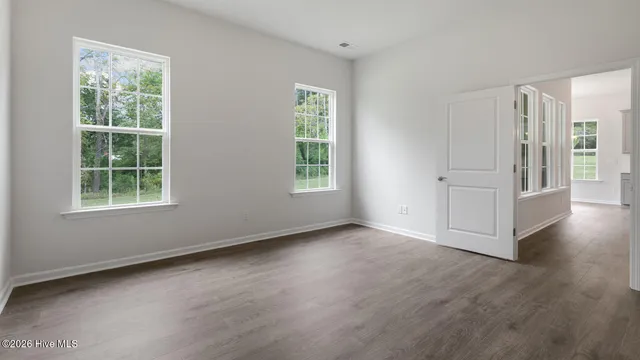 $377,520 | 812 Fernwind Circle, Aberdeen, NC 28315