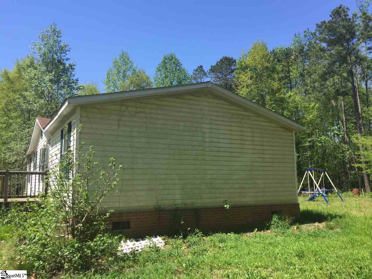 140 Barn Yard Road Gray Court, SC 29645 - Photo 3 of 13 Gallery Image 3