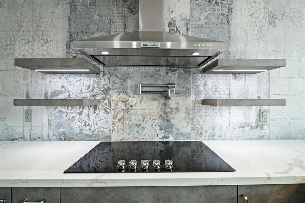 400 Hendricks Isle, Unit 3A Fort Lauderdale, FL 33301 - Photo 10 of 37 a sink with top of kitchen