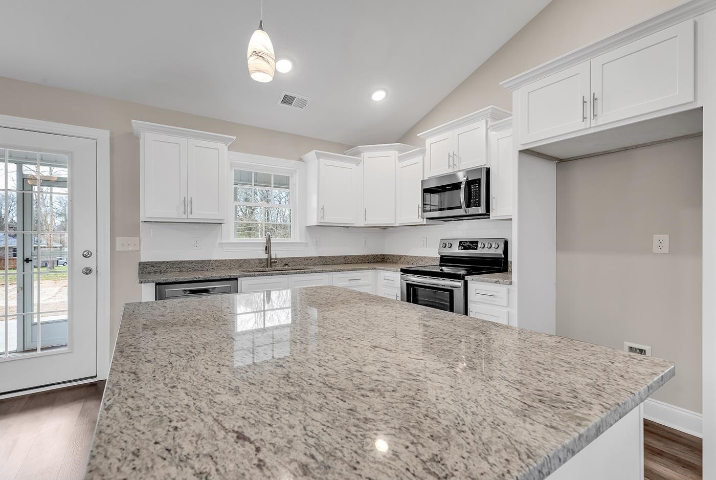 1636 Little Buck Road Conway, SC 29527 - Photo 11 of 40 Gallery Image 11
