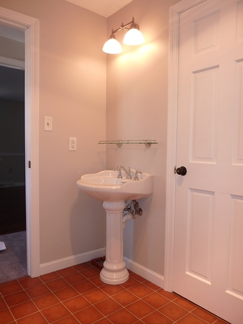 4 Cota Road Merrimack, NH 03054 - Photo 24 of 38
