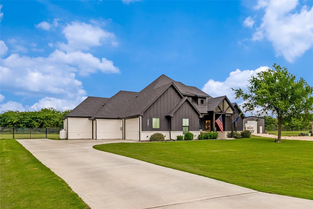 2037 Sunset Ridge Drive Weatherford, TX 76087 - Photo 2 of 25