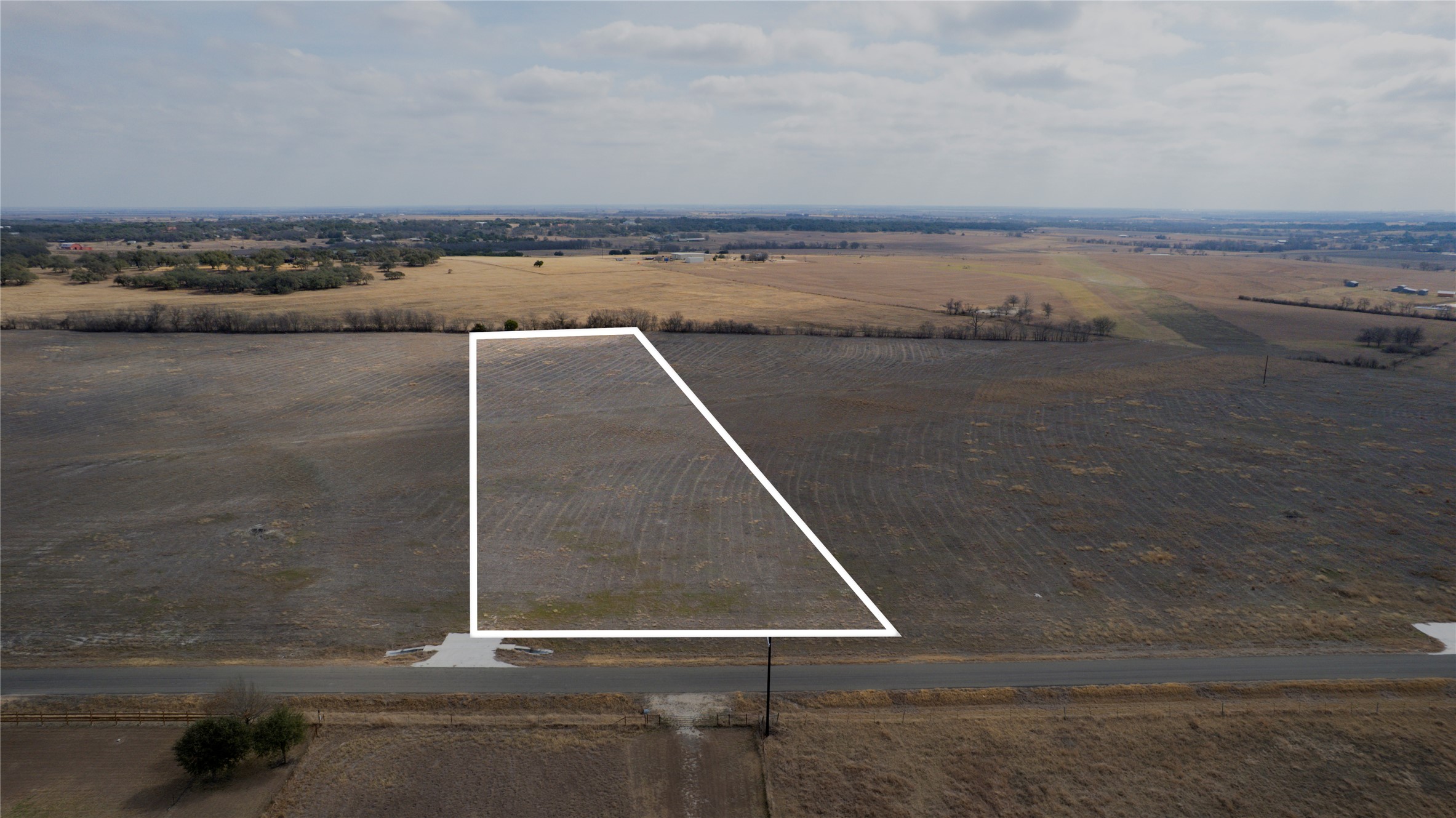 1200 County Road 153 Georgetown, TX 78626 - Photo 1 of 3 a view of a terrace