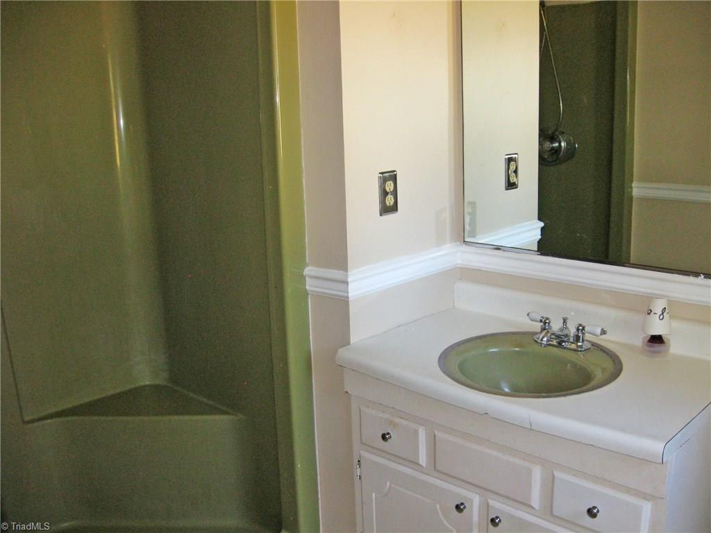 109 Windy Road Eden, NC 27288 - Photo 11 of 15 Gallery Image 11