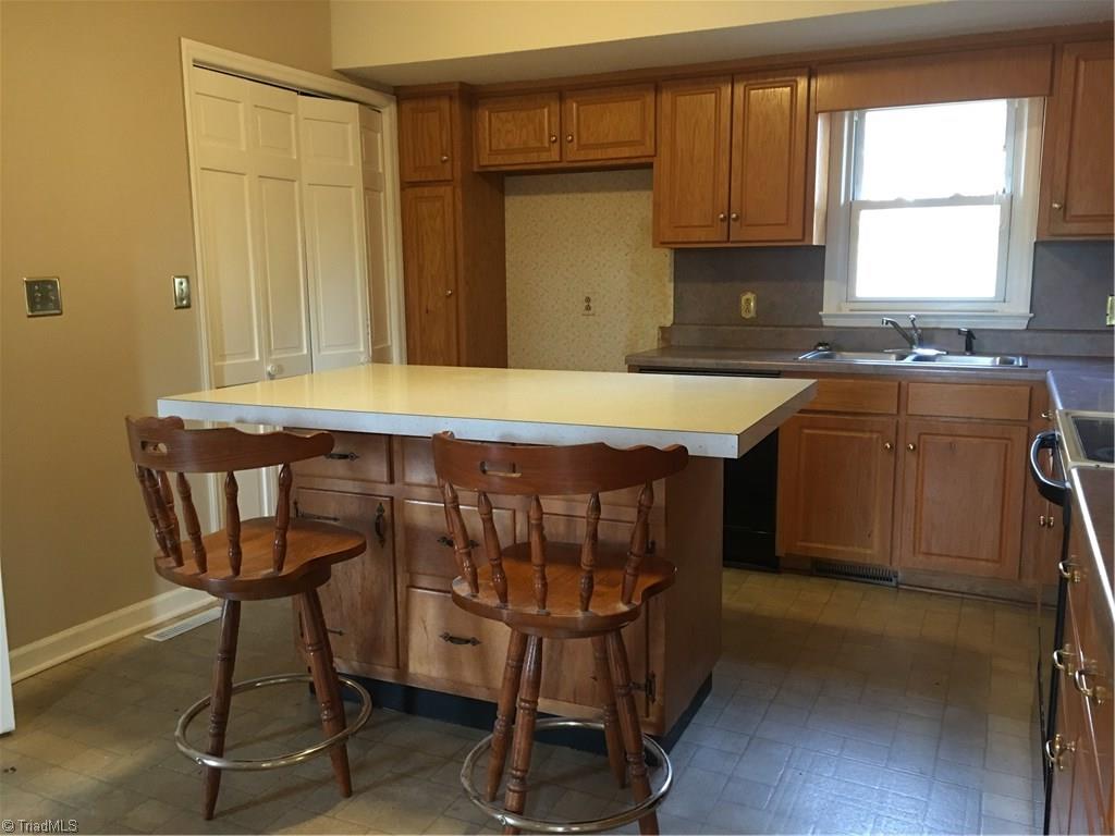 109 Windy Road Eden, NC 27288 - Photo 5 of 15 Gallery Image 5