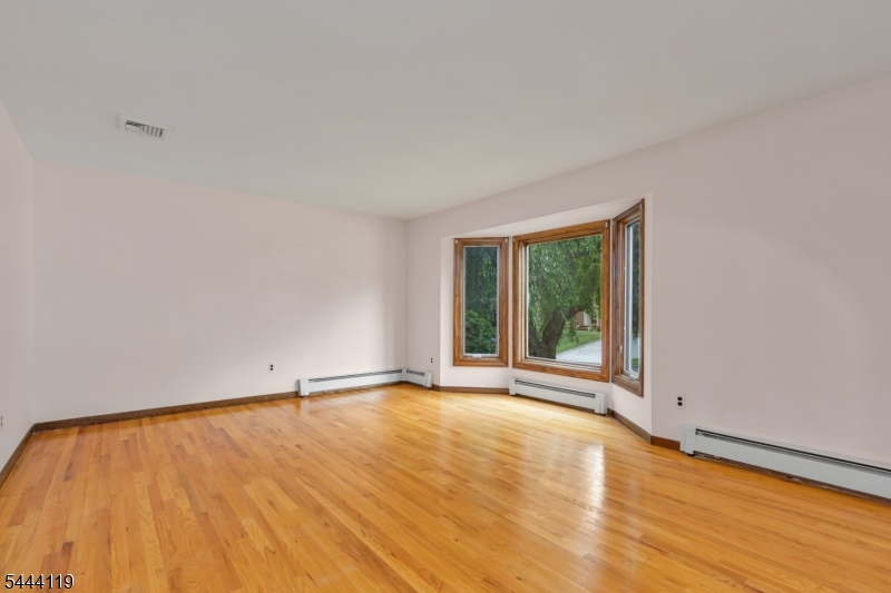 23 Puddingstone Way Florham Park, NJ 07932 - Photo 6 of 41