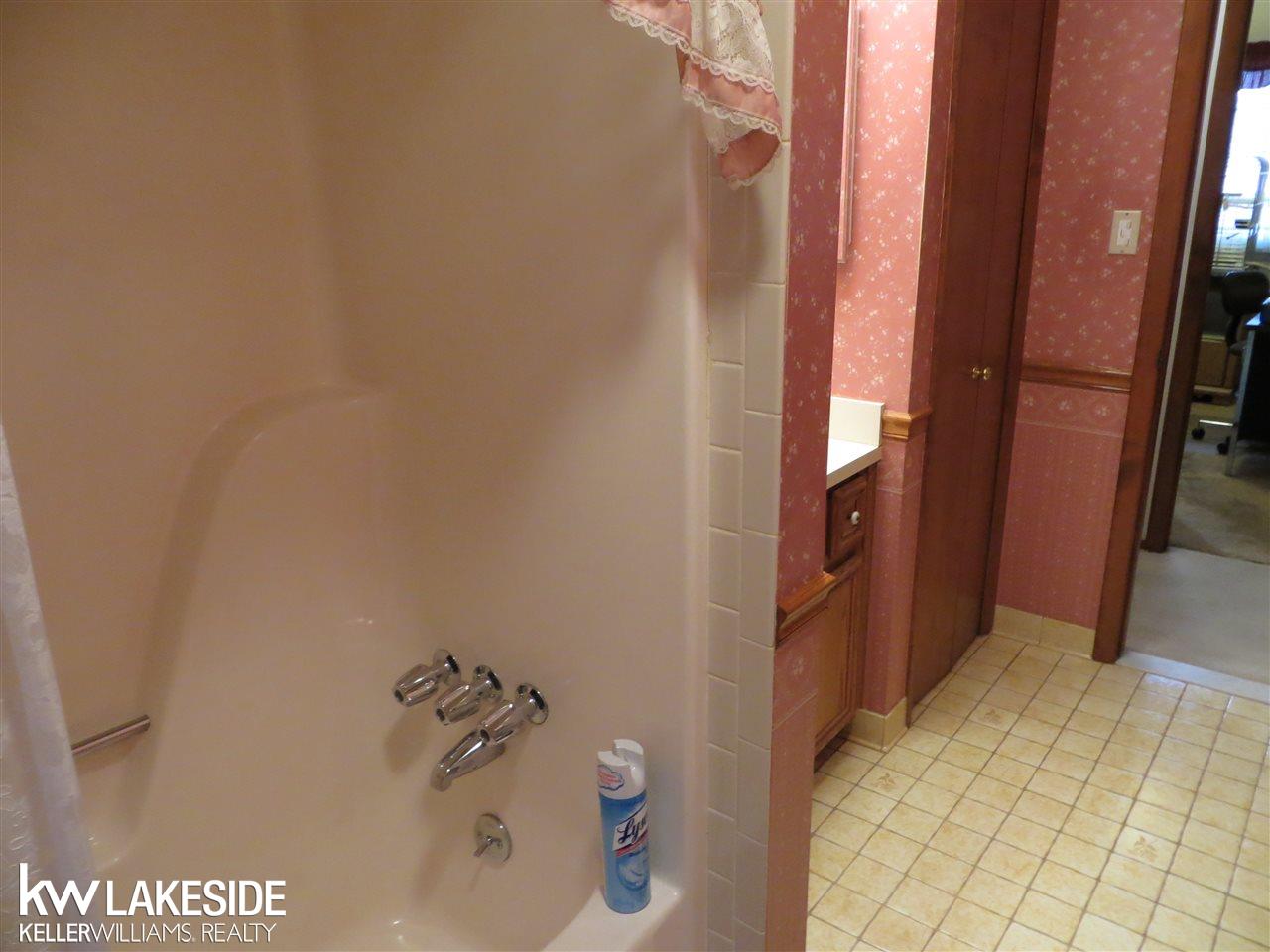 3874 Samuel Avenue Rochester Hills, MI 48309 - Photo 17 of 30