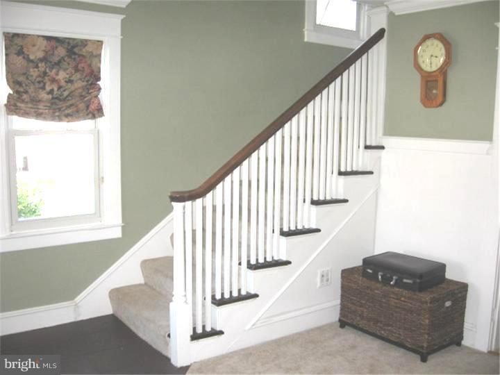 206 Willow Road Wallingford, PA 19086 - Photo 4 of 20