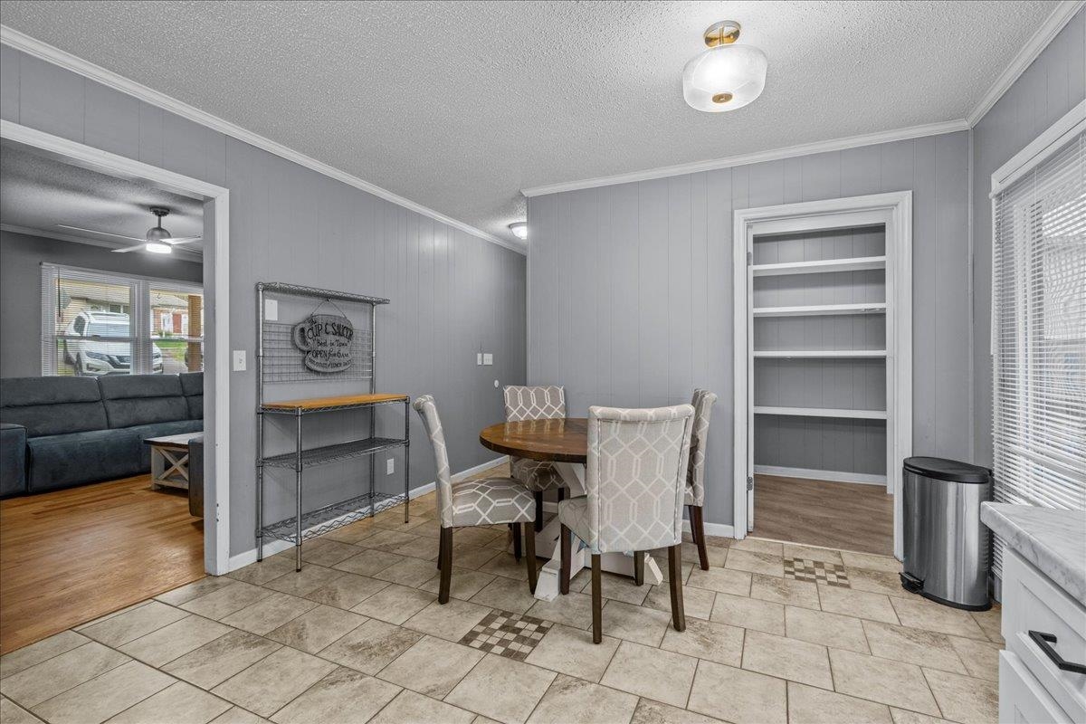 347 Bobo Road Wellford, SC 29385 - Photo 7 of 26 Gallery Image 7