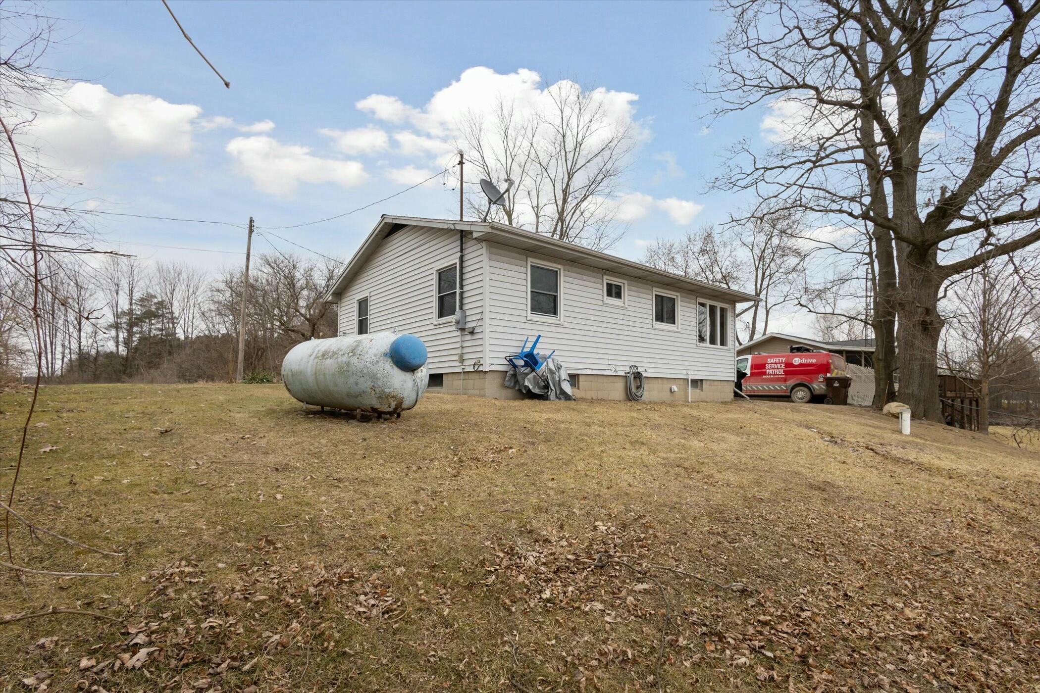 639 Ruby Road Sheridan, MI 48884 - Photo 25 of 52 tempImage8dlgzV