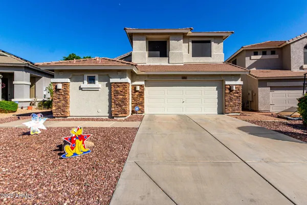 $3,200 | 6531 West Tether Trail, Phoenix, AZ 85083