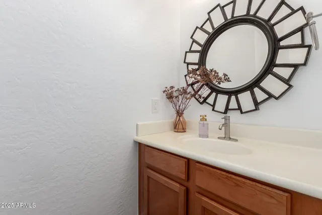 $3,300 | 6531 West Tether Trail, Phoenix, AZ 85083