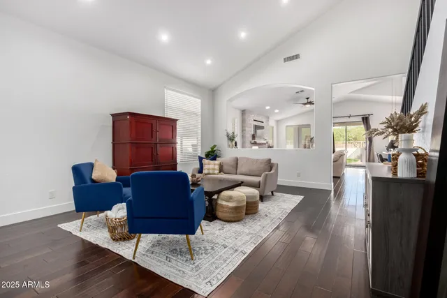 $3,300 | 6531 West Tether Trail, Phoenix, AZ 85083