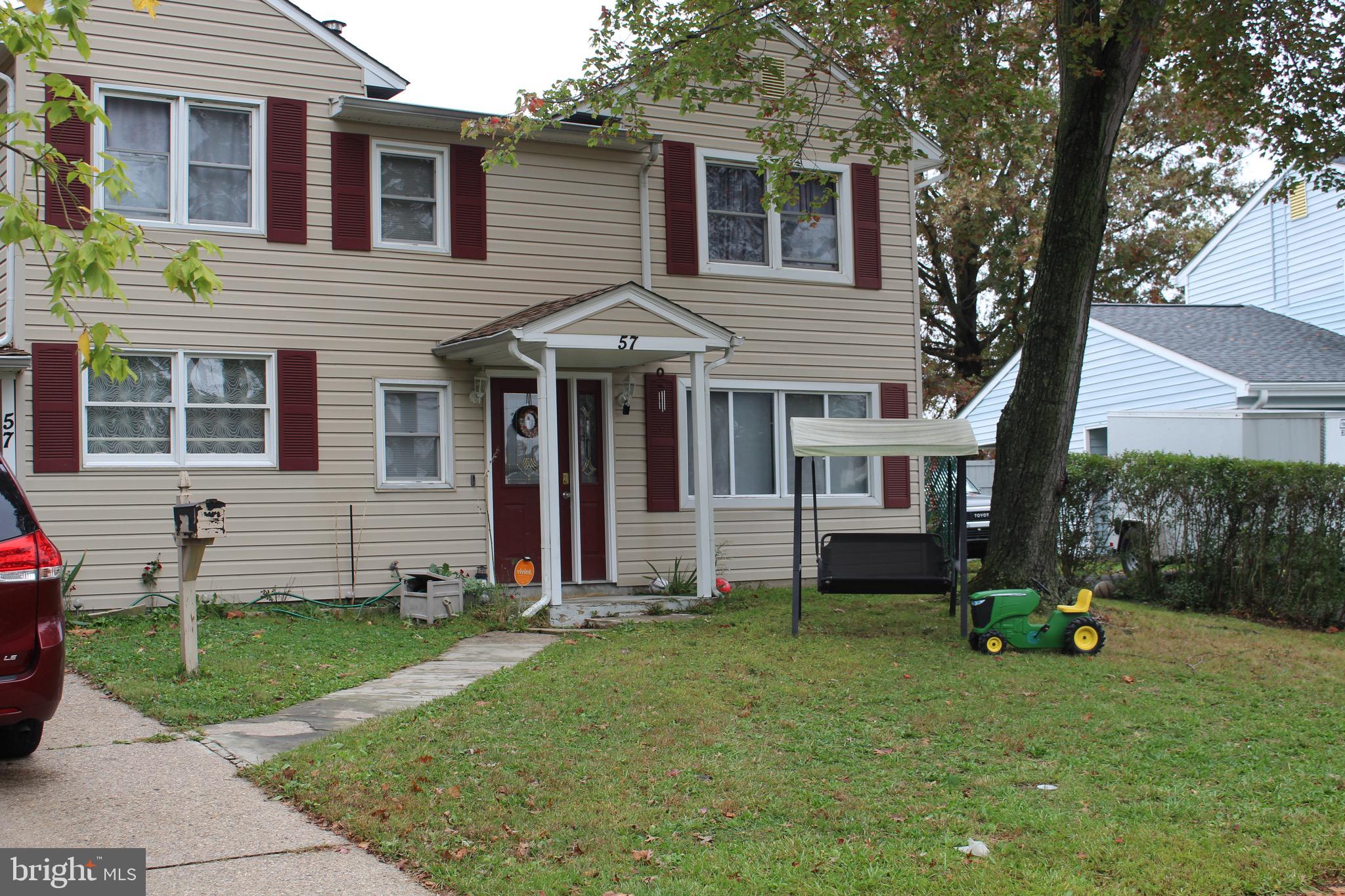 57 Inbrook Road Levittown, PA 19057 - Photo 2 of 28 Gallery Image 2