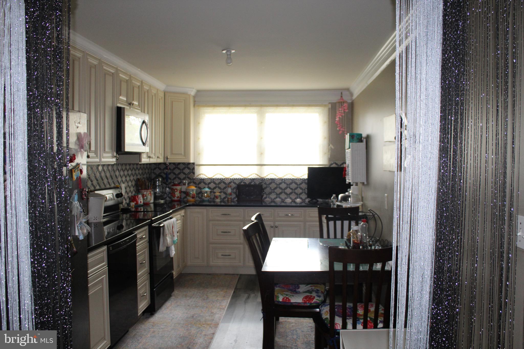 57 Inbrook Road Levittown, PA 19057 - Photo 15 of 28 Gallery Image 15