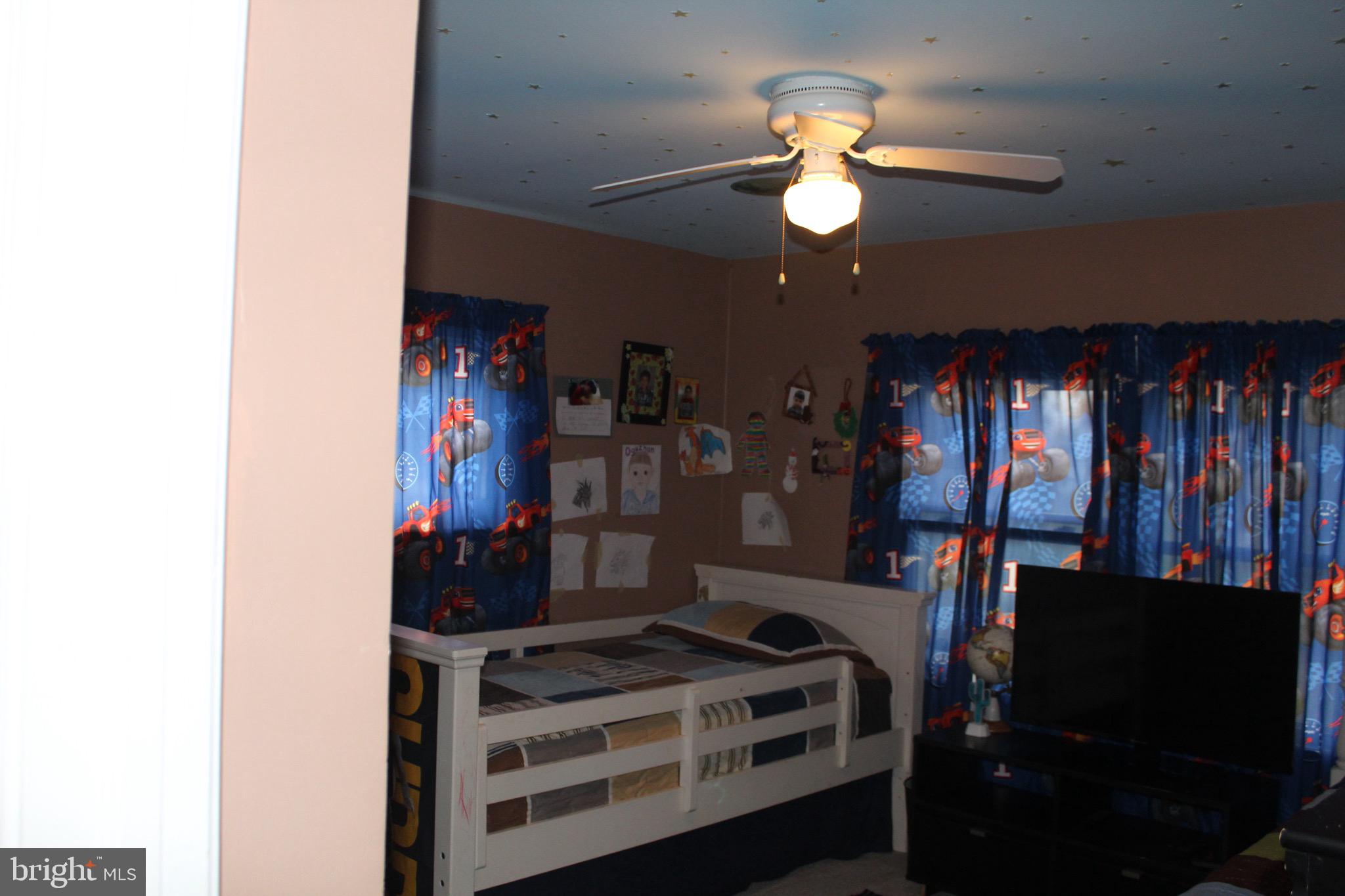57 Inbrook Road Levittown, PA 19057 - Photo 24 of 28 Gallery Image 24