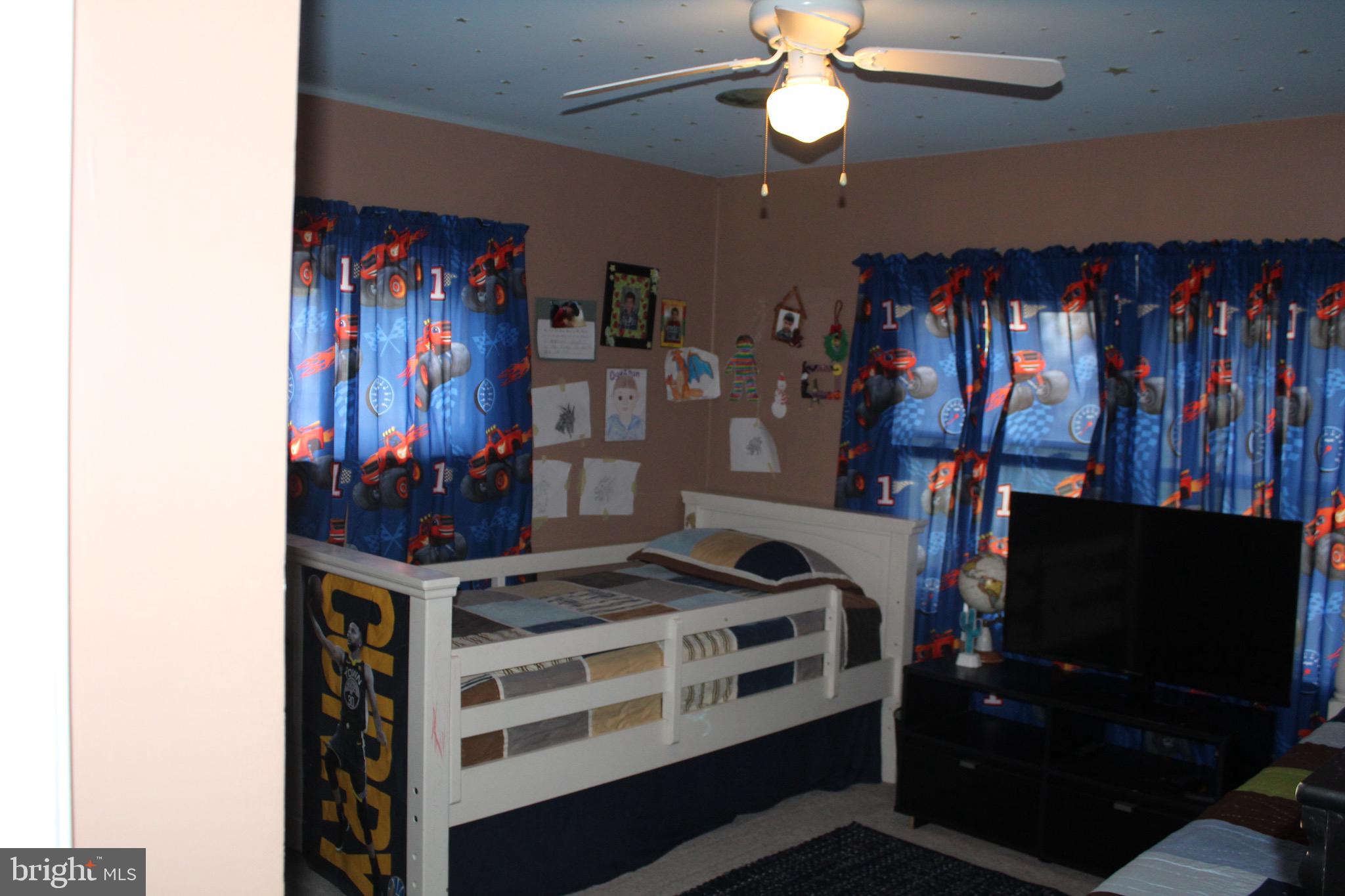 57 Inbrook Road Levittown, PA 19057 - Photo 25 of 28 Gallery Image 25