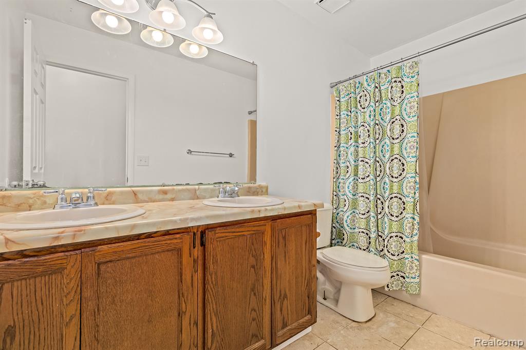 7995 Schrepfer Road Howell, MI 48855 - Photo 19 of 24
