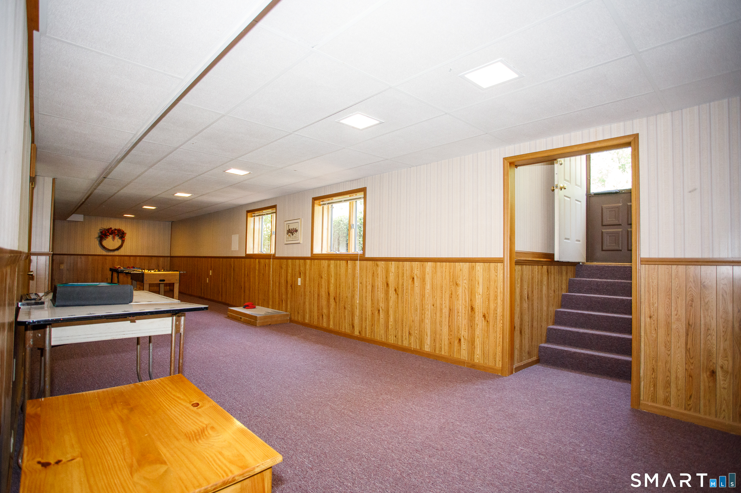 25 Stony Ridge Road Norwich, CT 06360 - Photo 29 of 40 wooden floor with windows