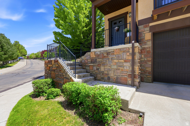 14875 Ox Cart Lane Draper, UT 84020 - Photo 4 of 38