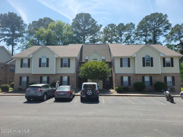 $1,200 | 2928 Mulberry Lane, Unit B, Greenville, NC 27858