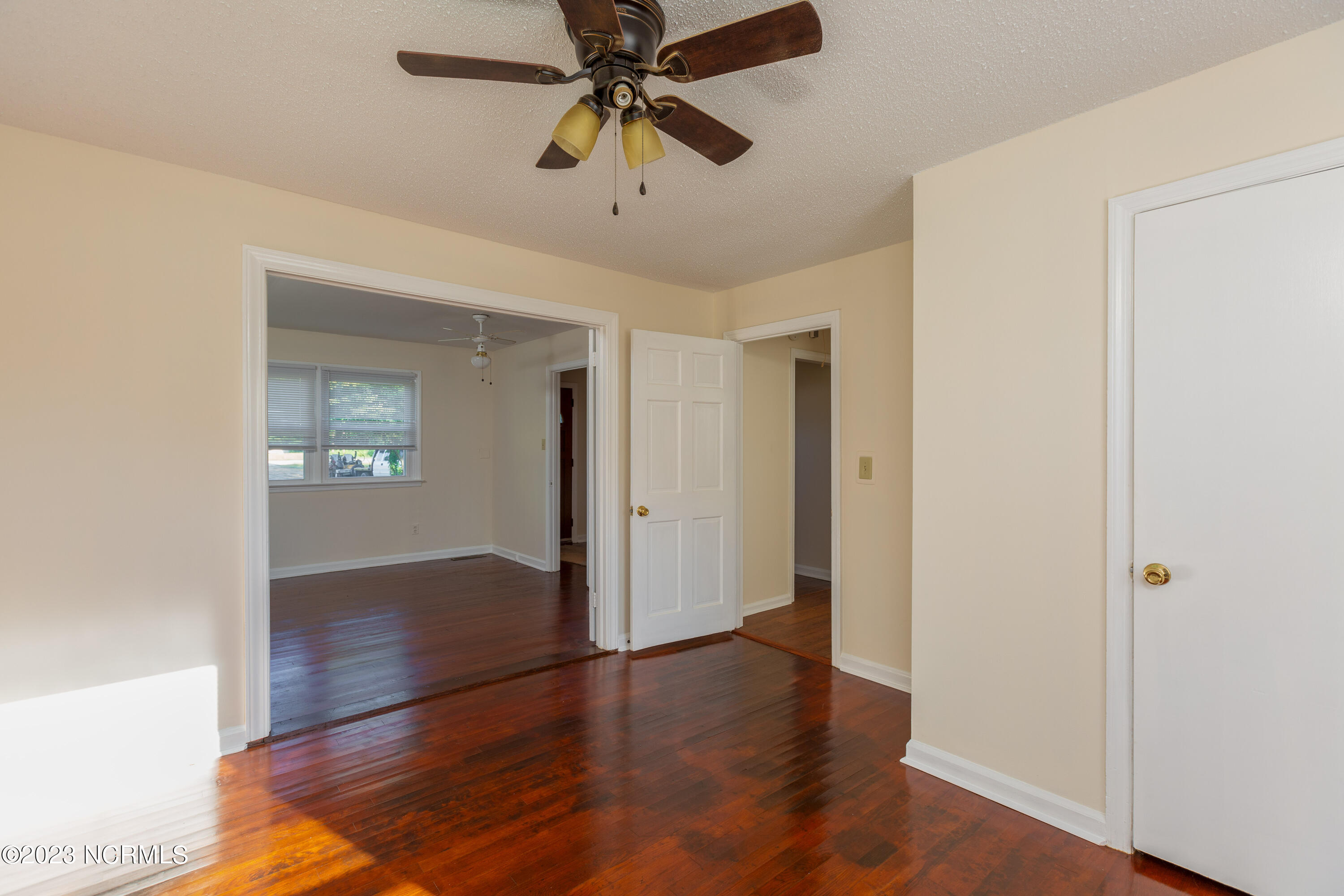 1102 Raleigh Road Clinton, NC 28328 - Photo 17 of 27 1102 Raleigh Rd-18