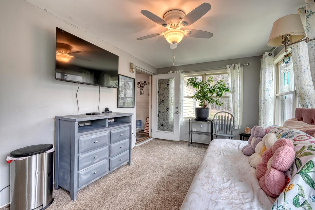 109 Hefner Road Blairsville, GA 30512 - Photo 16 of 48 a living room with furniture and a flat screen tv