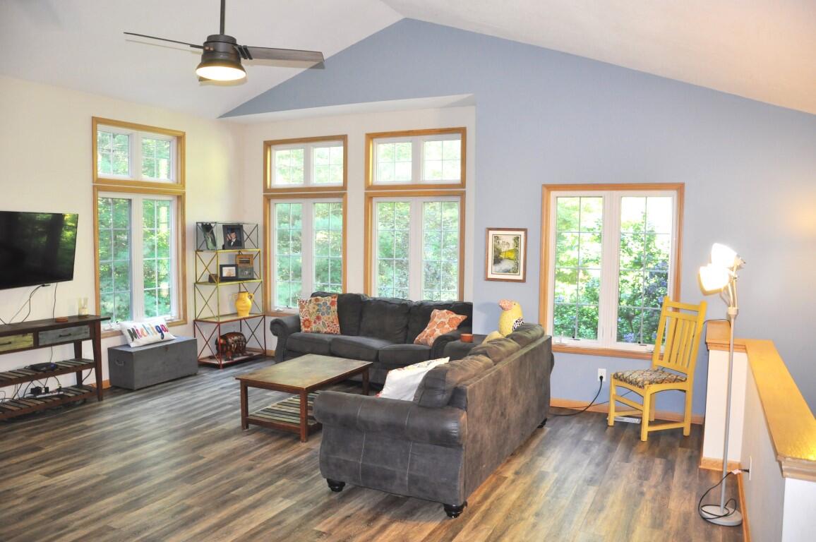 4117 Monroe Road Allegan, MI 49010 - Photo 5 of 39 DSC_0012