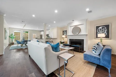 $525,000 | 5633 El Campo Avenue, Fort Worth, TX 76107