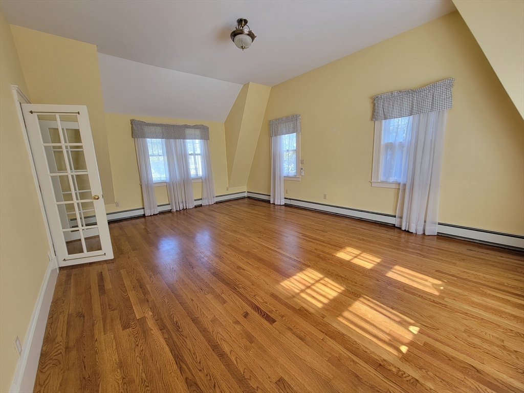18 Tappan Road Wellesley, MA 02482 - Photo 12 of 28