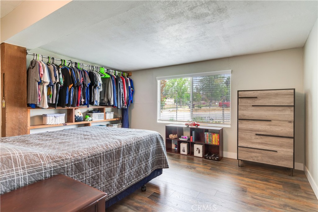 20970 Rider Street Perris, CA 92570 - Photo 17 of 49 Primary Bedroom