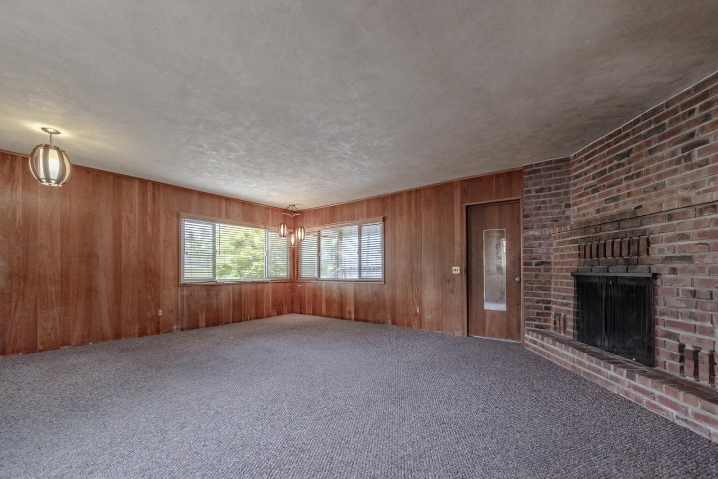 137 Whiting Road Watsonville, CA 95076 - Photo 29 of 52 an empty room with windows