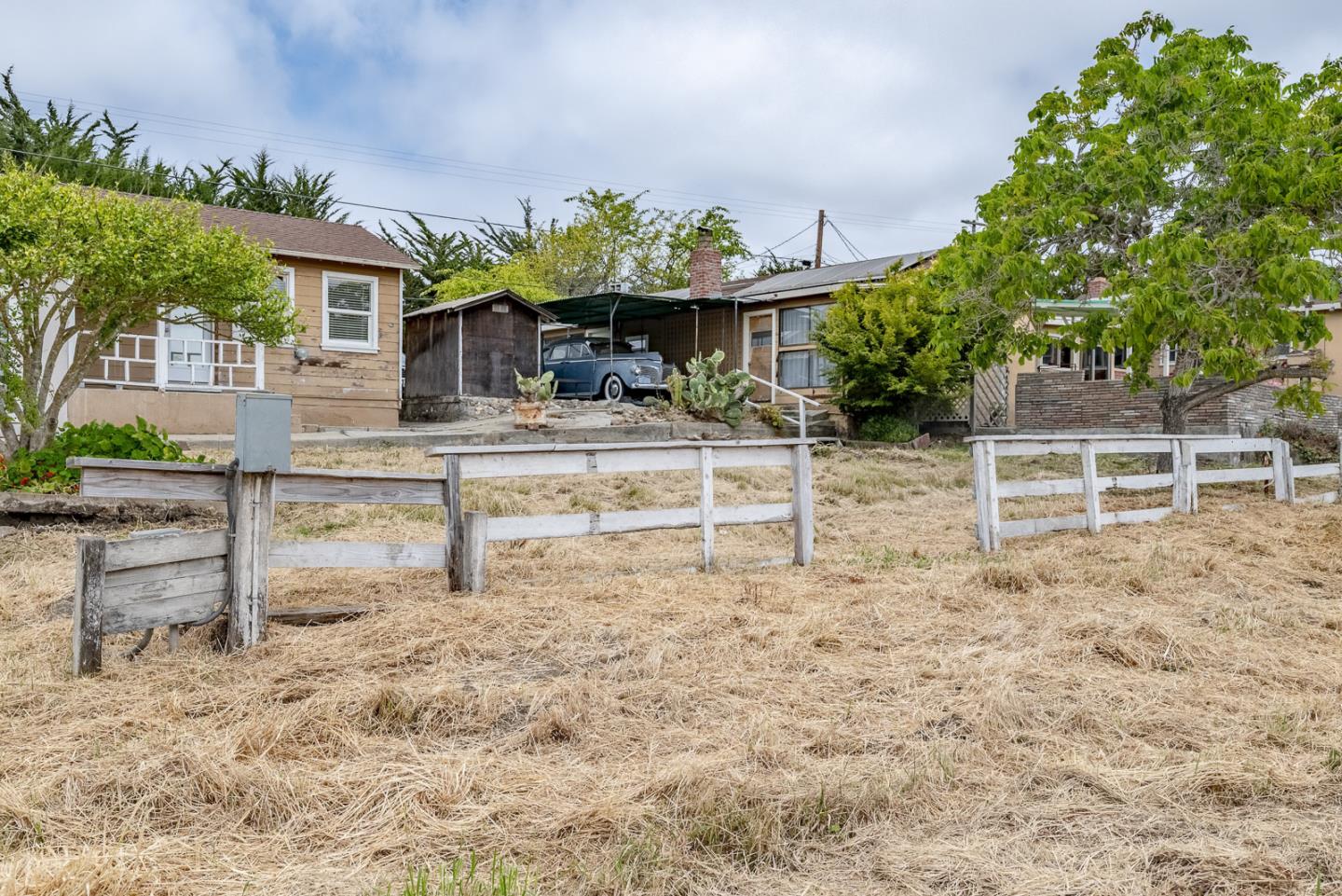 137 Whiting Road Watsonville, CA 95076 - Photo 44 of 52 a view of a house with a porch