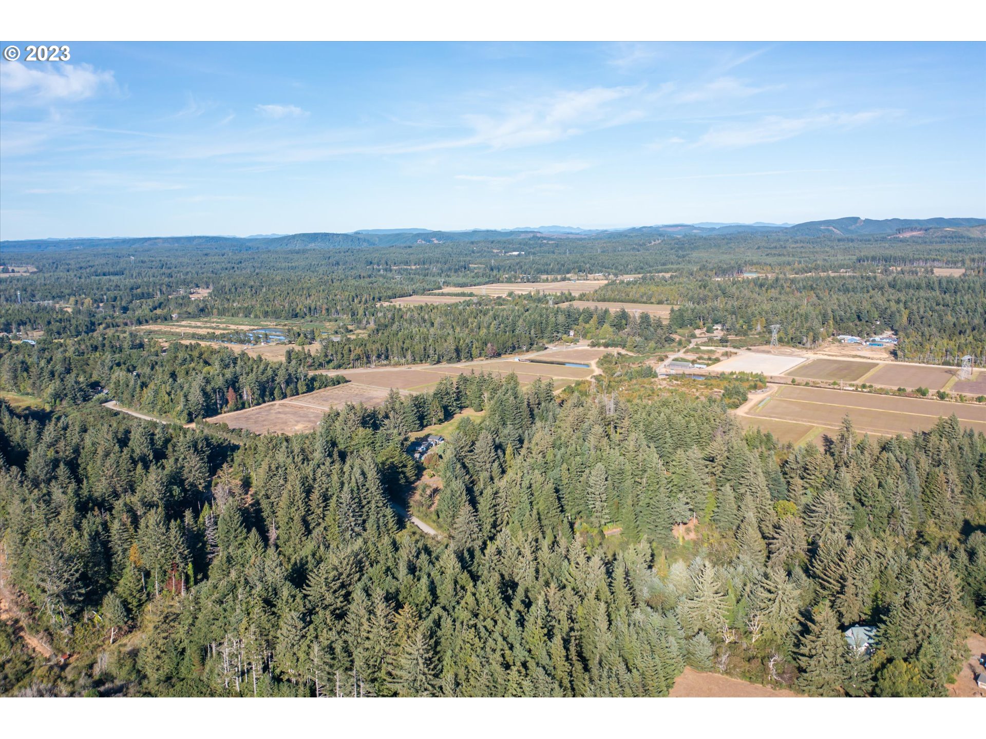 54373 Chandler Road Bandon, OR 97411 - Photo 7 of 42 Gallery Image 7