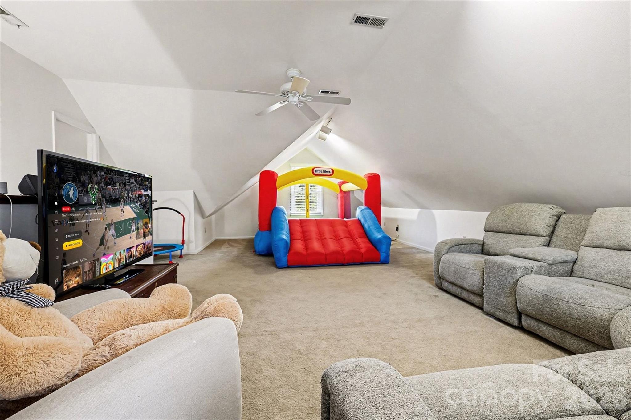 14320 Youngblood Road Charlotte, NC 28278 - Photo 32 of 41 a living room with furniture and a couch