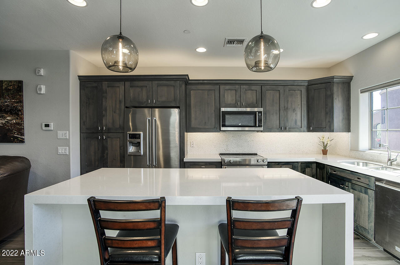 3935 East Rough Rider Road, Unit 1275 Phoenix, AZ 85050 - Photo 12 of 23 roughg_rider_1275_13