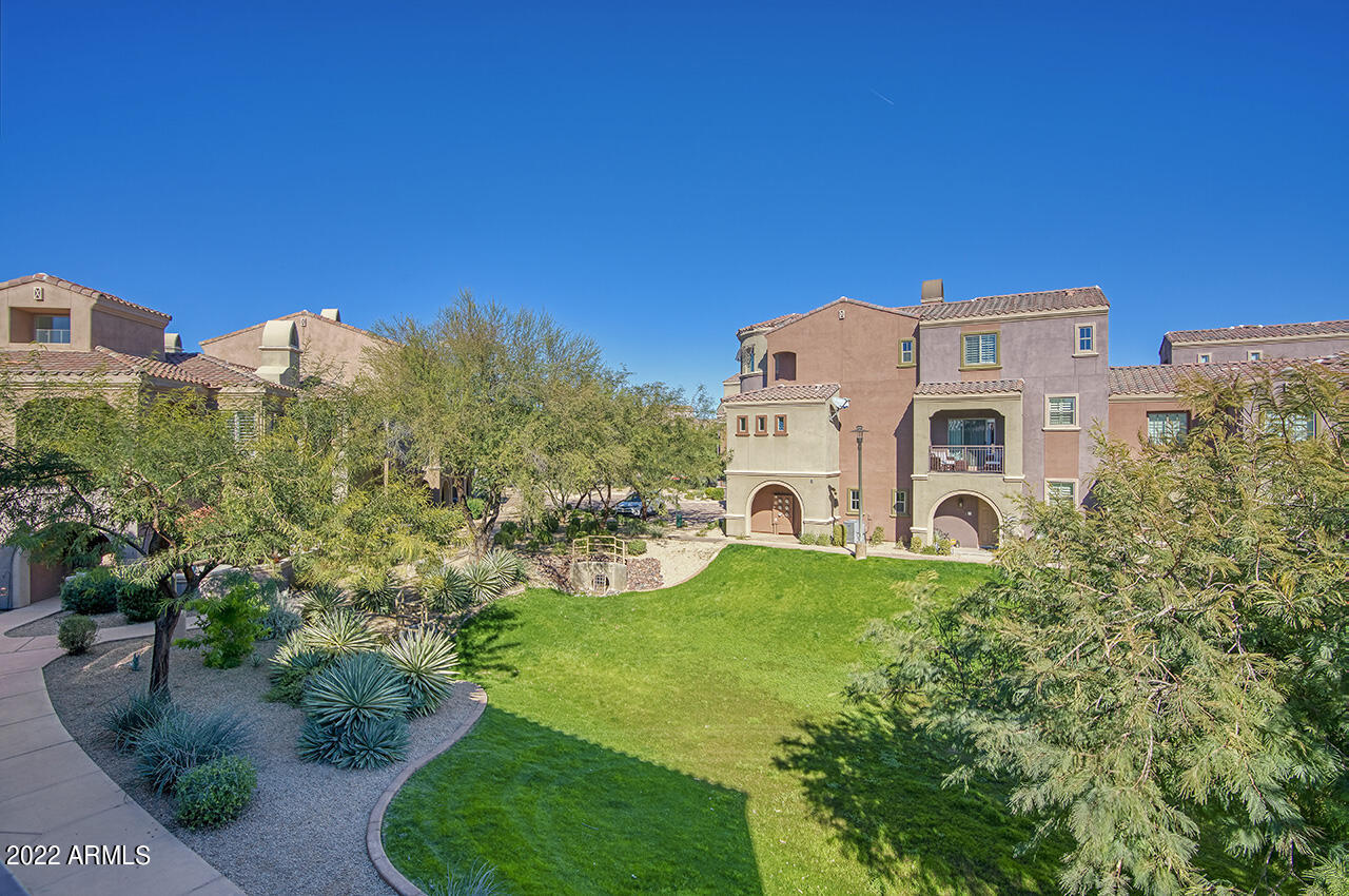 3935 East Rough Rider Road, Unit 1275 Phoenix, AZ 85050 - Photo 9 of 23 roughg_rider_1275_10