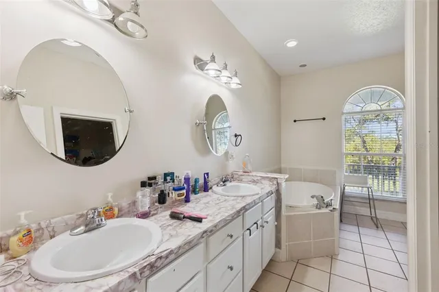 $715,000 | 3305 Red Fox Drive, Deltona, FL 32725