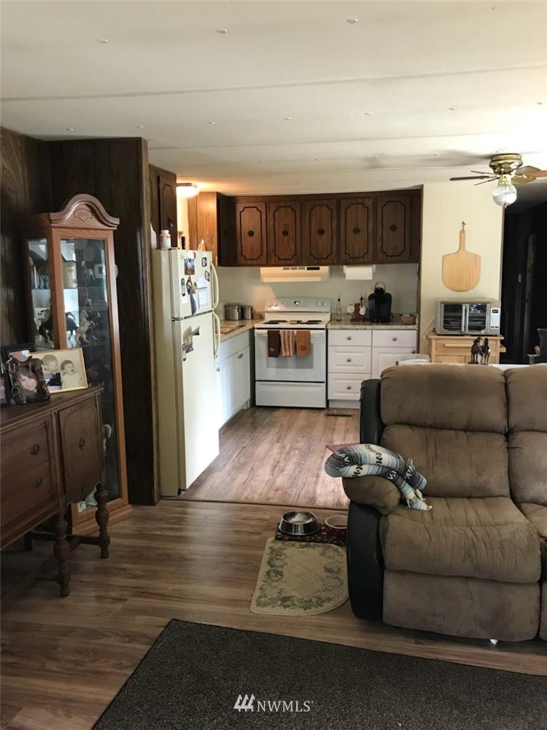 101 Beck Road Onalaska, WA 98570 - Photo 5 of 18 Gallery Image 5