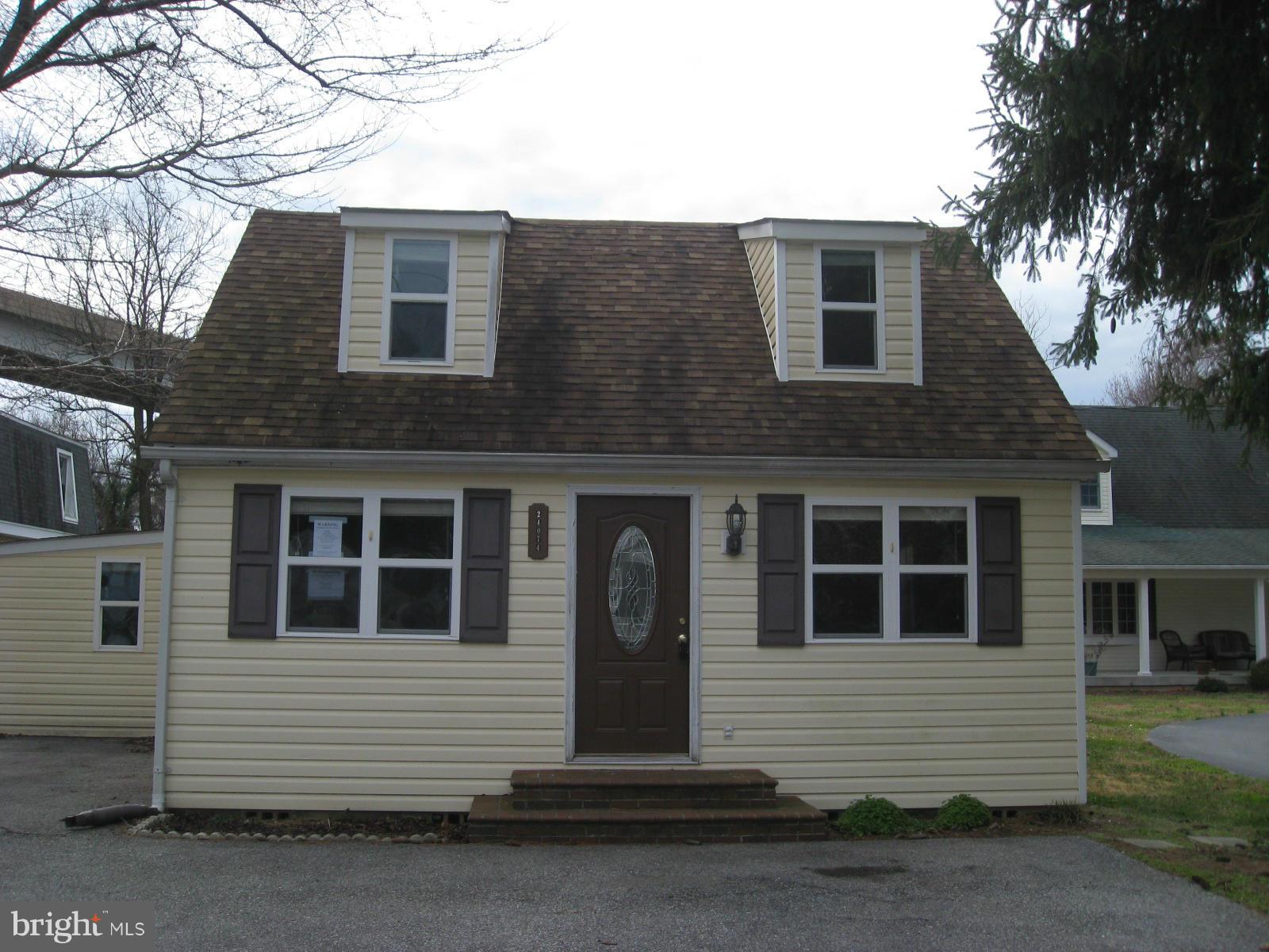 Exterior (Front)